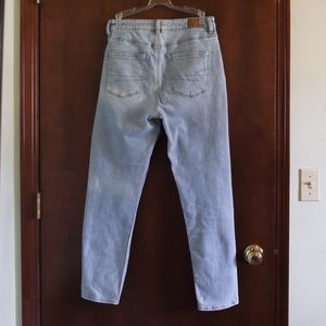 American Eagle mom jeans